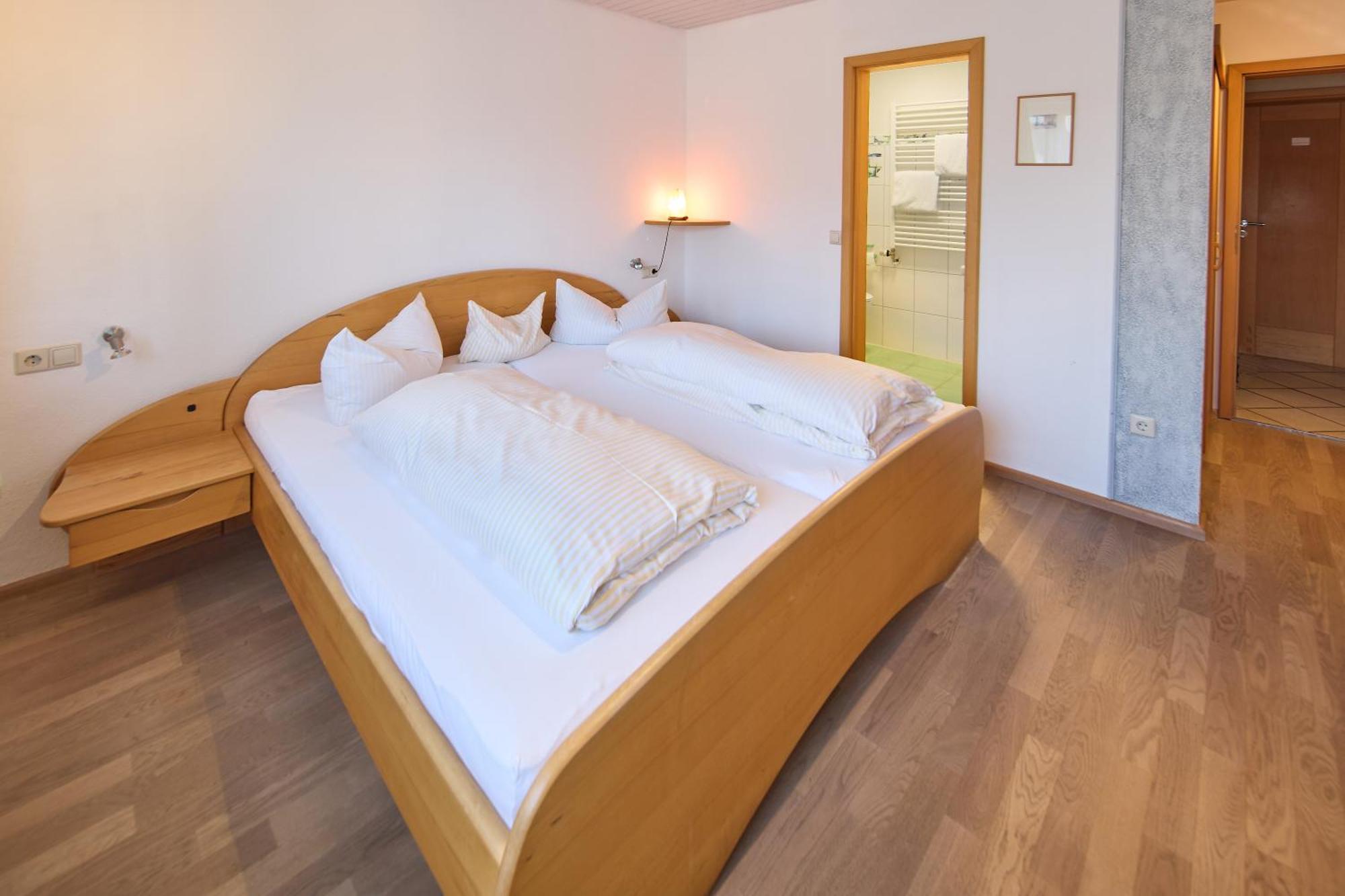 Biohotel-Restaurant Rose Hayingen Екстер'єр фото